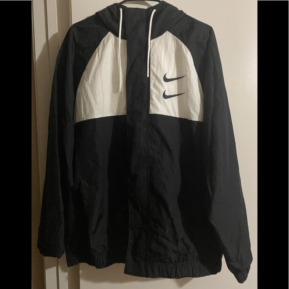 Nike Sportswear Swoosh Windbreaker